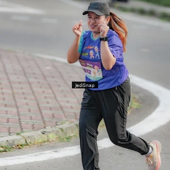 Runner Photo 8337133