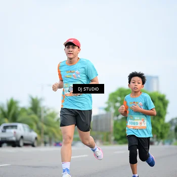 Runner Photo 8337146