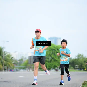 Runner Photo 8337150