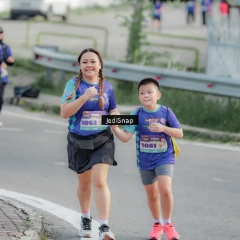 Runner Photo 8337153