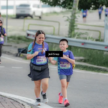 Runner Photo 8337164