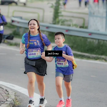 Runner Photo 8337166