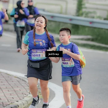 Runner Photo 8337188