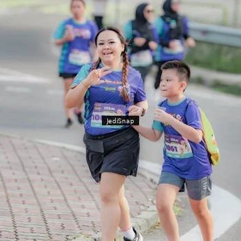 Runner Photo 8337205