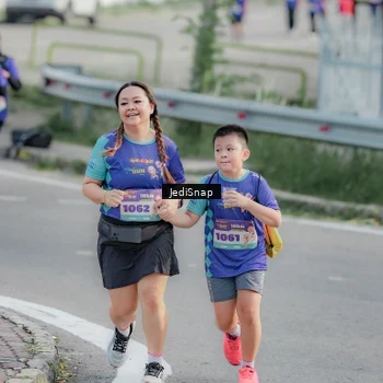 Runner Photo 8337209