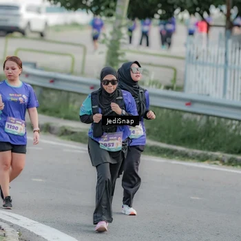 Runner Photo 8337216