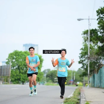 Runner Photo 8337285