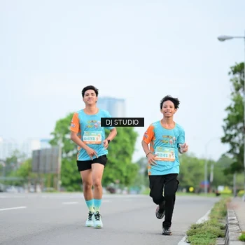 Runner Photo 8337303