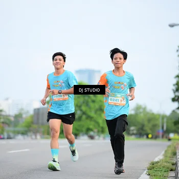 Runner Photo 8337320