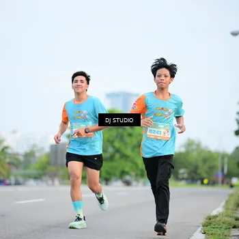 Runner Photo 8337324