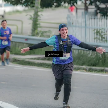 Runner Photo 8337335