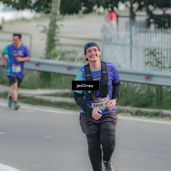 Runner Photo 8337344