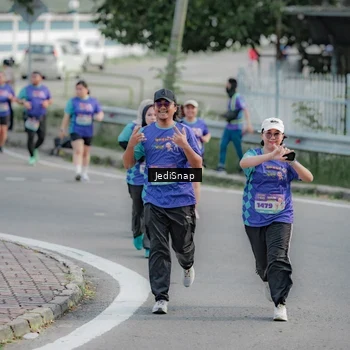 Runner Photo 8337383