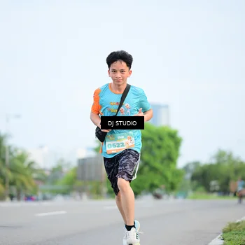 Runner Photo 8337384