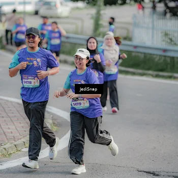 Runner Photo 8337415