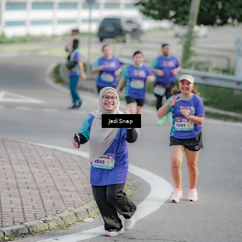 Runner Photo 8337424