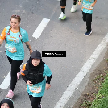 Runner Photo 8337436