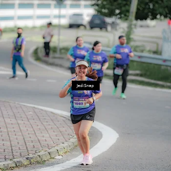 Runner Photo 8337437