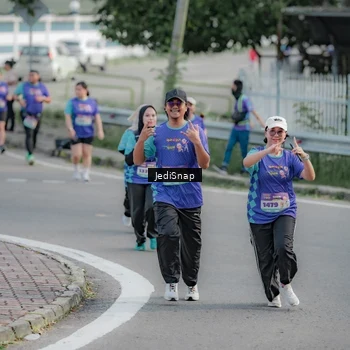 Runner Photo 8337440