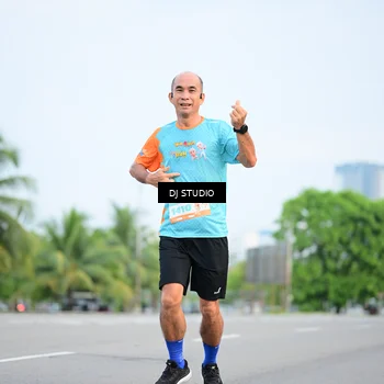 Runner Photo 8337444