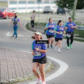Runner Photo 8337453