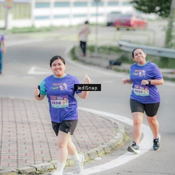 Runner Photo 8337465