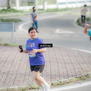 Runner Photo 8337466