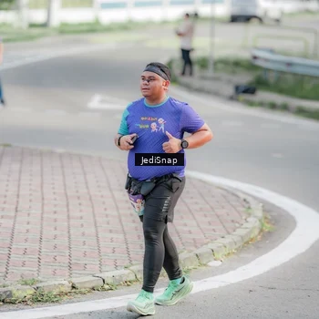 Runner Photo 8337478