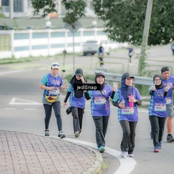 Runner Photo 8337508