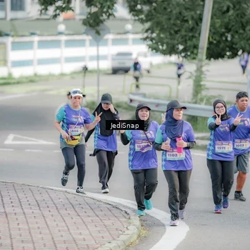 Runner Photo 8337519