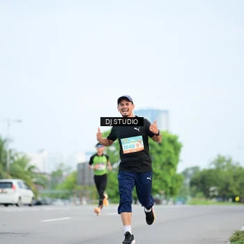 Runner Photo 8337574