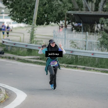 Runner Photo 8337593