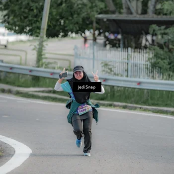 Runner Photo 8337601