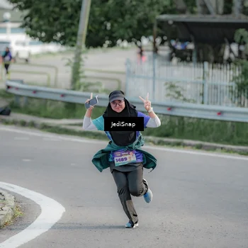 Runner Photo 8337617