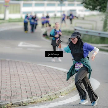 Runner Photo 8337621