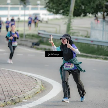 Runner Photo 8337628