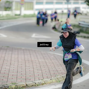 Runner Photo 8337631
