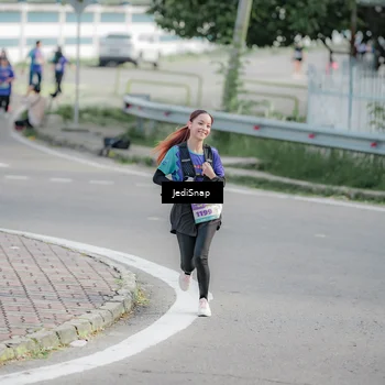 Runner Photo 8337647