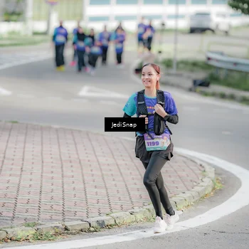 Runner Photo 8337671