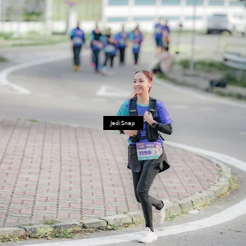 Runner Photo 8337676