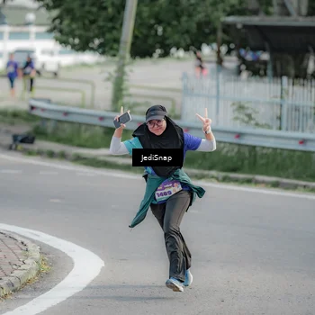 Runner Photo 8337683
