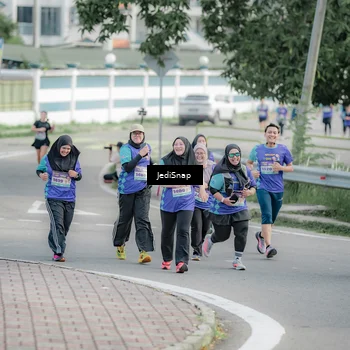 Runner Photo 8337686