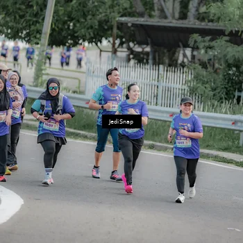 Runner Photo 8337733