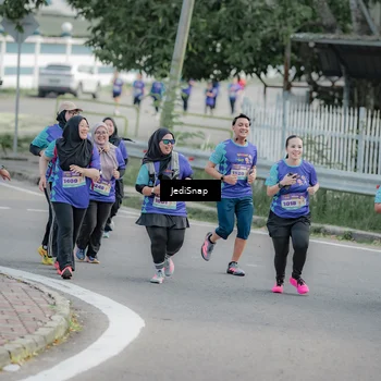 Runner Photo 8337740