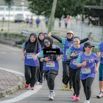 Runner Photo 8337758