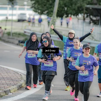 Runner Photo 8337779