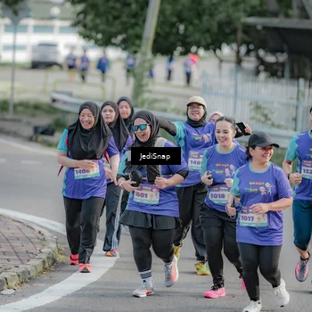 Runner Photo 8337787
