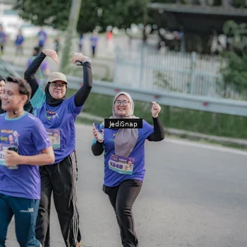 Runner Photo 8337806