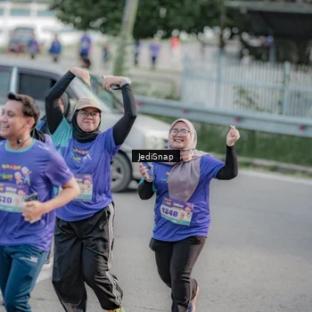 Runner Photo 8337813