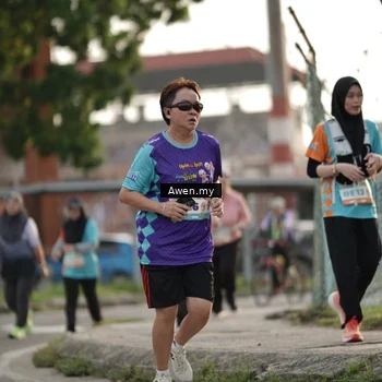 Runner Photo 8337844